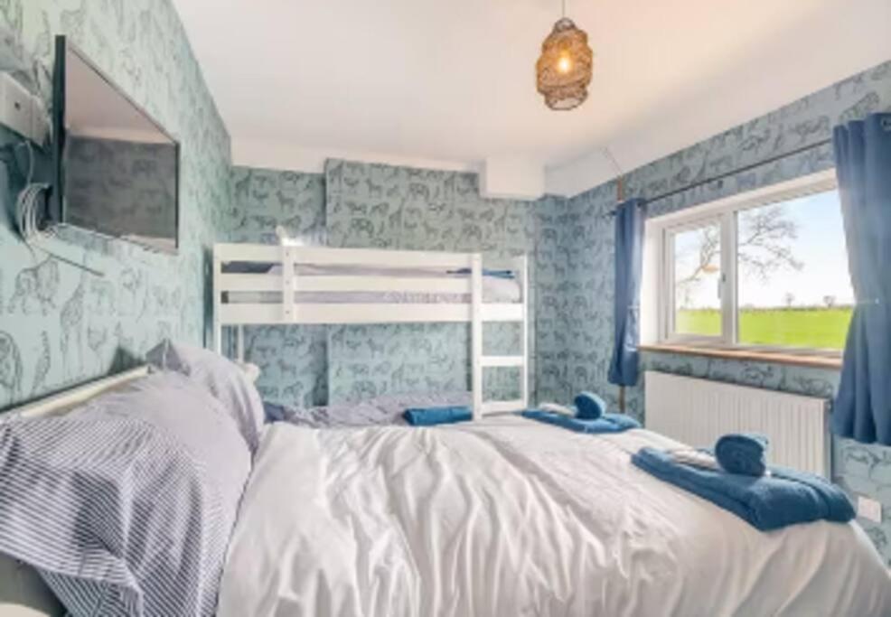 Covehithe House-Coastal Luxury- Sleeps 12-With Huge Swimspa! Wrentham Eksteriør bilde